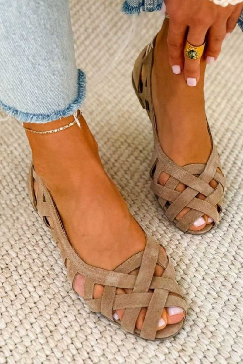 Grasia - Sandalias Estilo Bailarina con Tiras Cruzadas