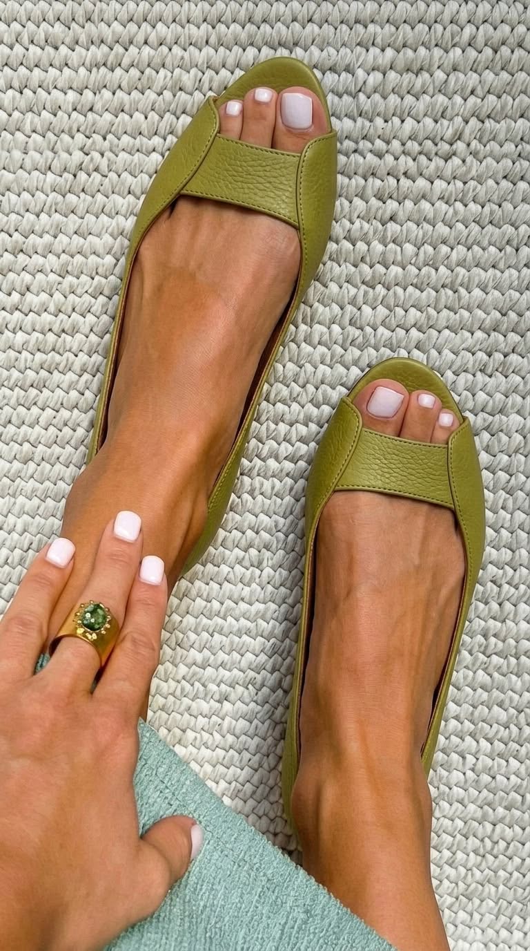 Eirlys - Sandalias Estilo Bailarina con Punta Abierta Metálica