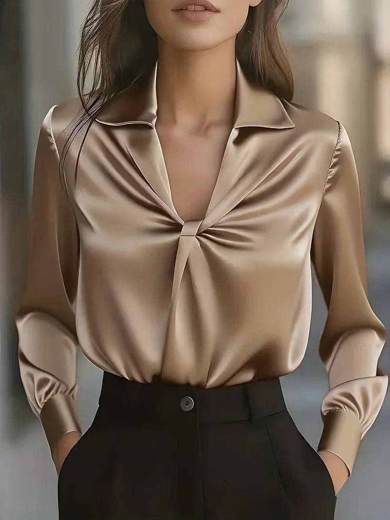 Keira - Blusa De Seda Lujosa Con Drapeado