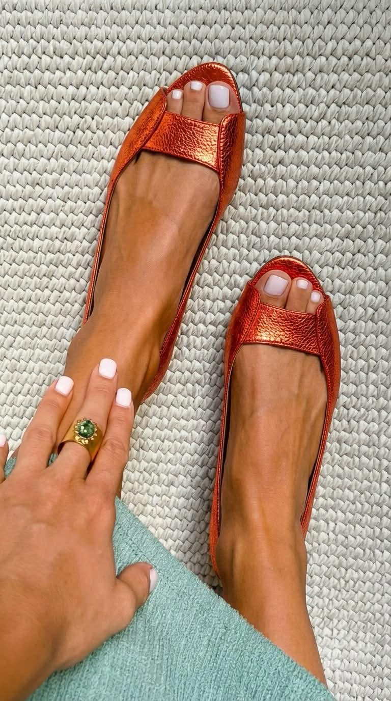 Eirlys - Sandalias Estilo Bailarina con Punta Abierta Metálica