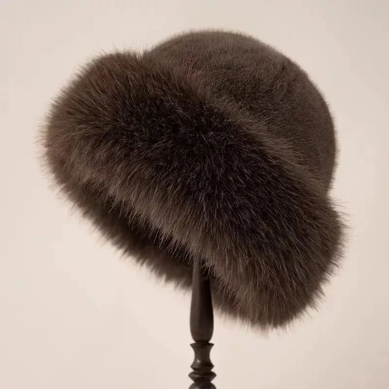 April - Chapeau Élegant en Fourrure Premium