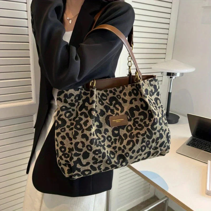 Leonia - Trendová Kabelka Shopper s Leopardím Vzorom