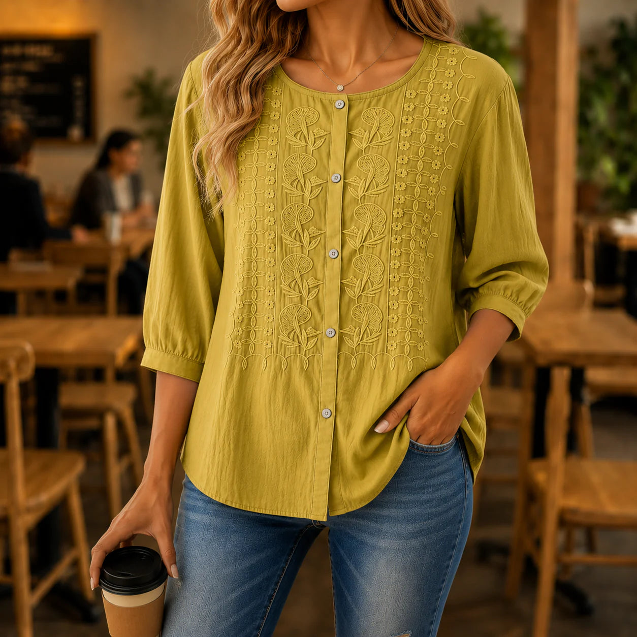 Britany - Blusa Elegante de Algodón Finamente Bordada