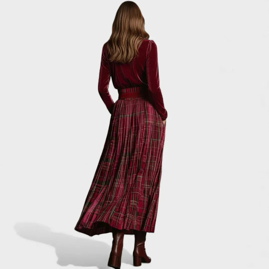 Kataleya - Luxueuse Robe Plissée Ceinturée en Velours