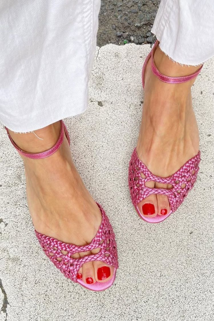 Naïa - Sandalias con Punta Trenzada Luminosa
