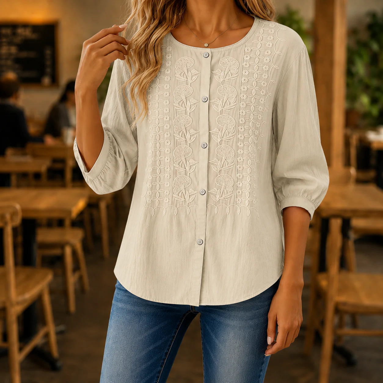 Britany - Blusa Elegante de Algodón Finamente Bordada