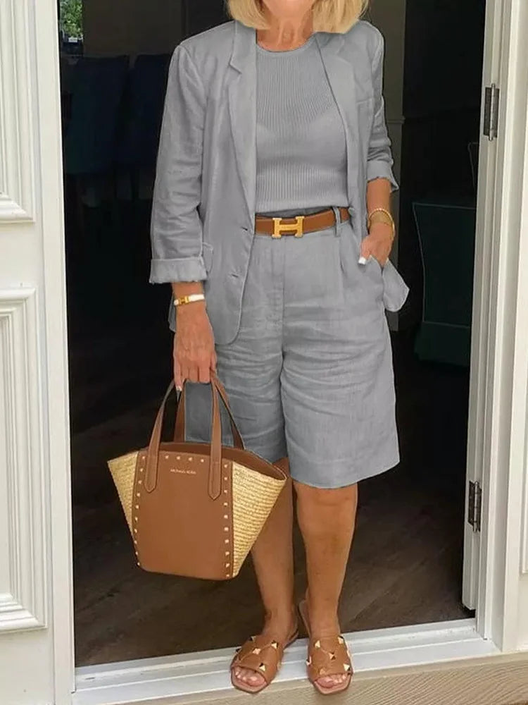 Catherine - Traje de Lino Elegante