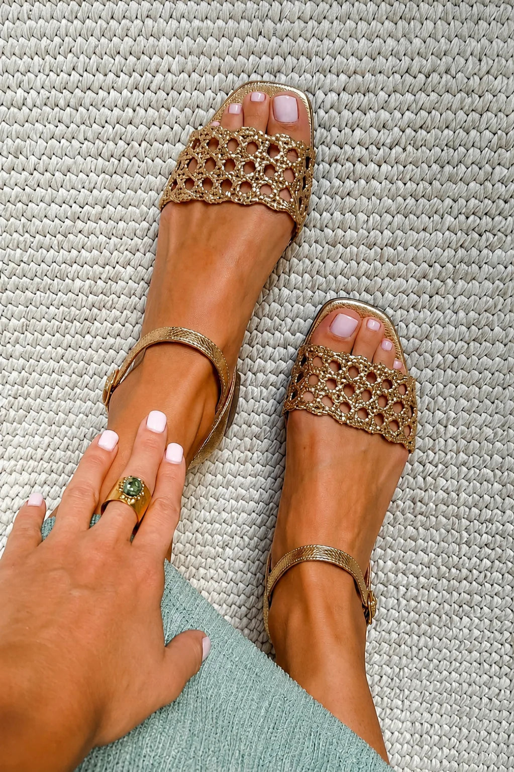 Orane - Sandalias Elegantes Doradas de Verano