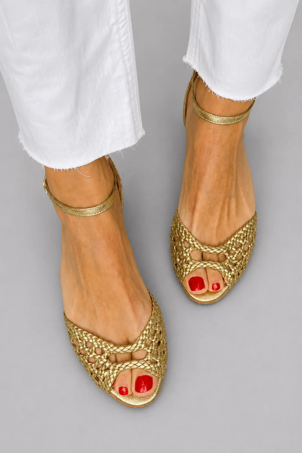 Naïa - Sandalias con Punta Trenzada Luminosa