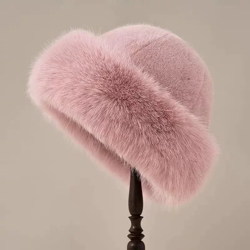 April - Chapeau Élegant en Fourrure Premium
