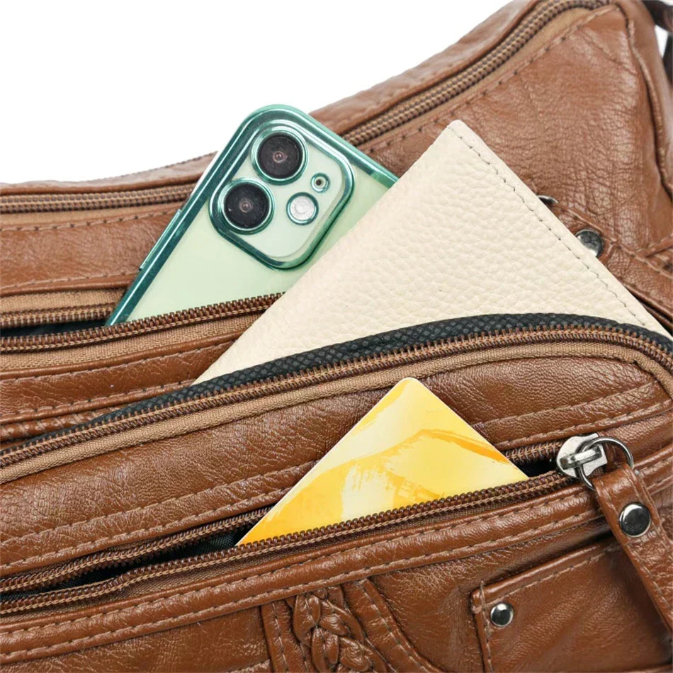 Bouchra - Bolso de Cuero al Hombro Multibolsillos
