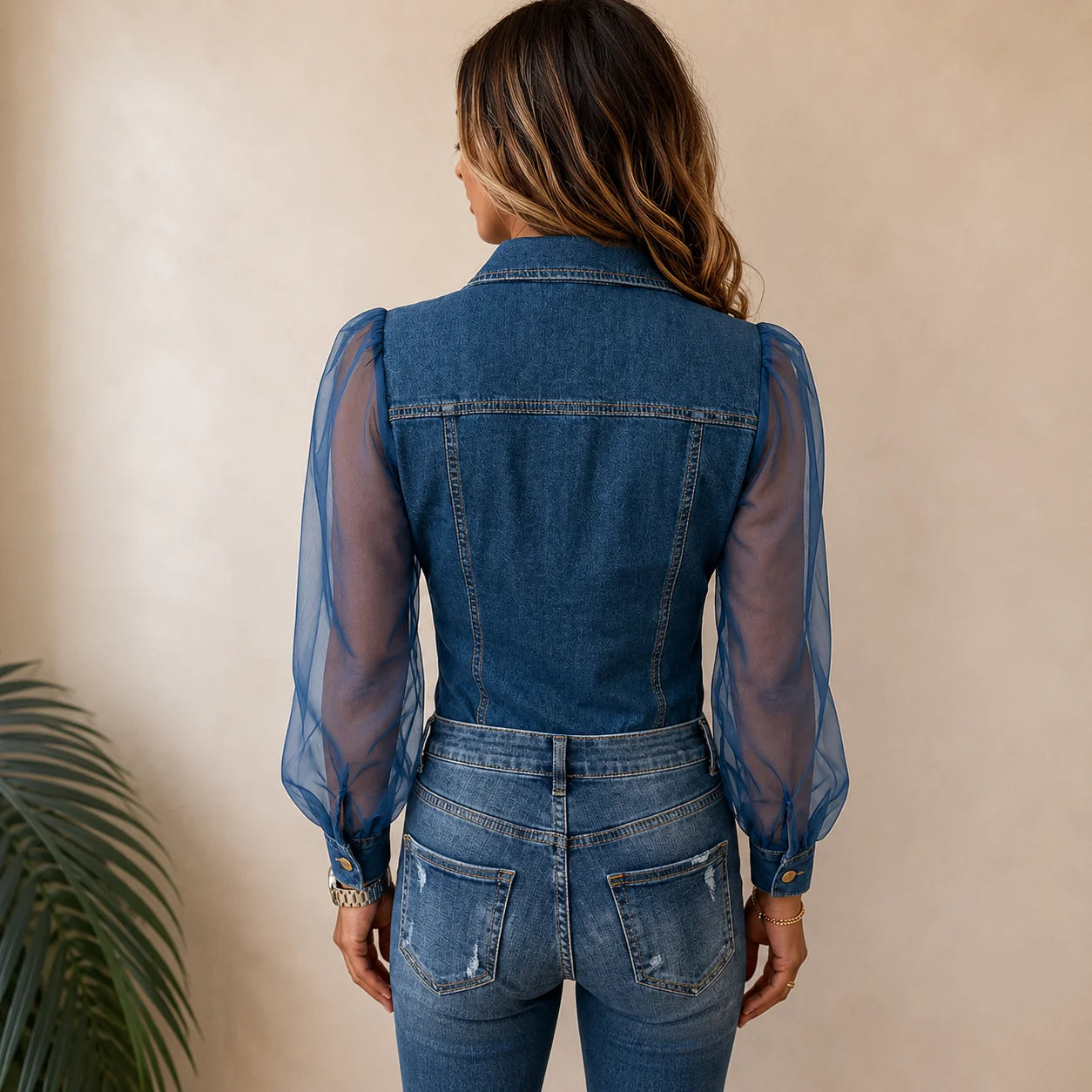 Lilith - Blusa Abotonada de Denim Adornada con Tul